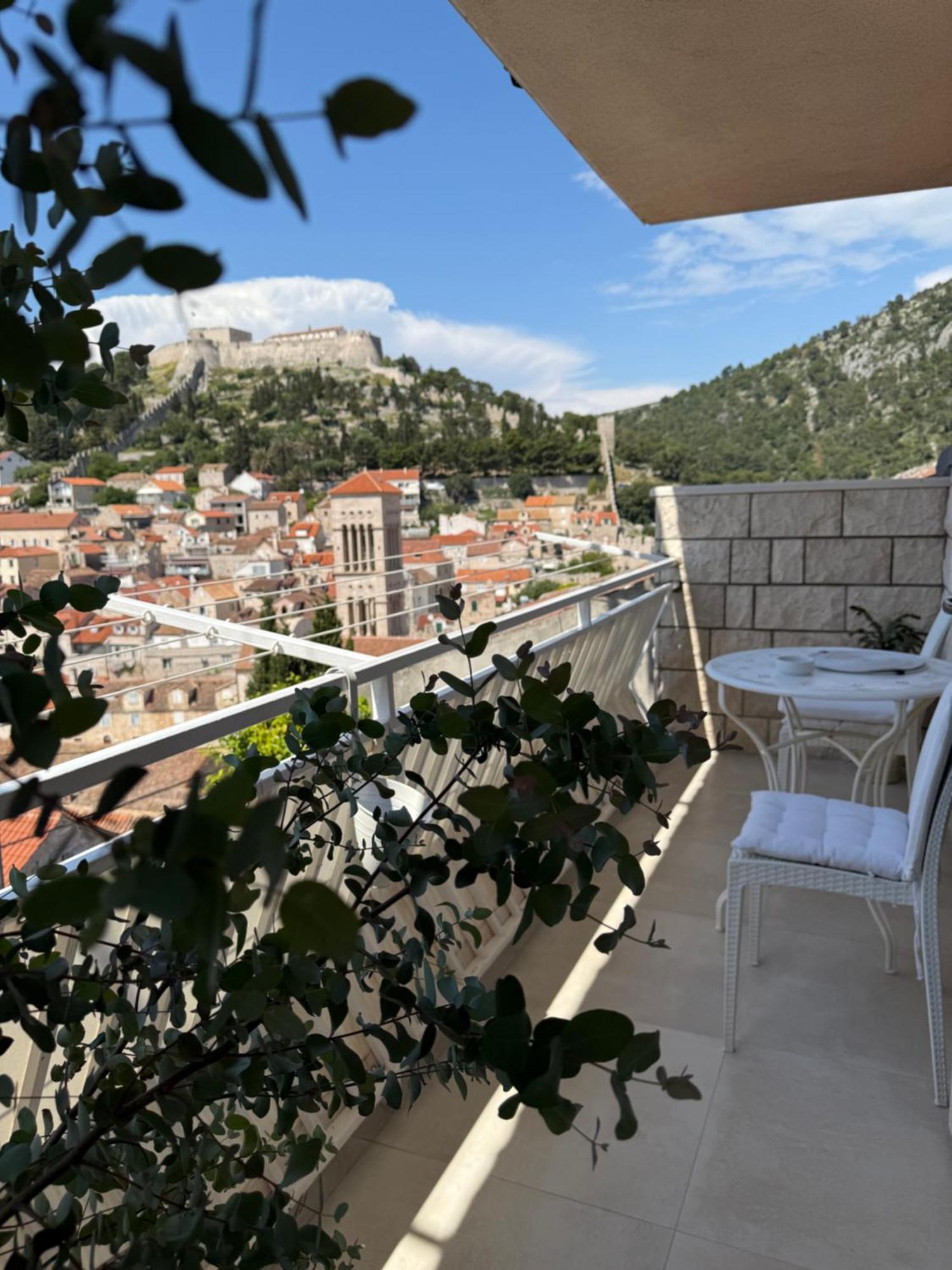 Oleander Apartment & Room Centar Hvar Town Exterior photo