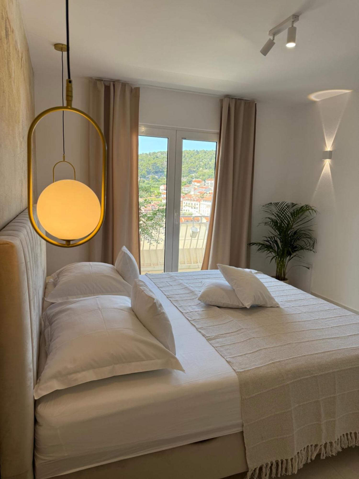 Oleander Apartment & Room Centar Hvar Town Exterior photo