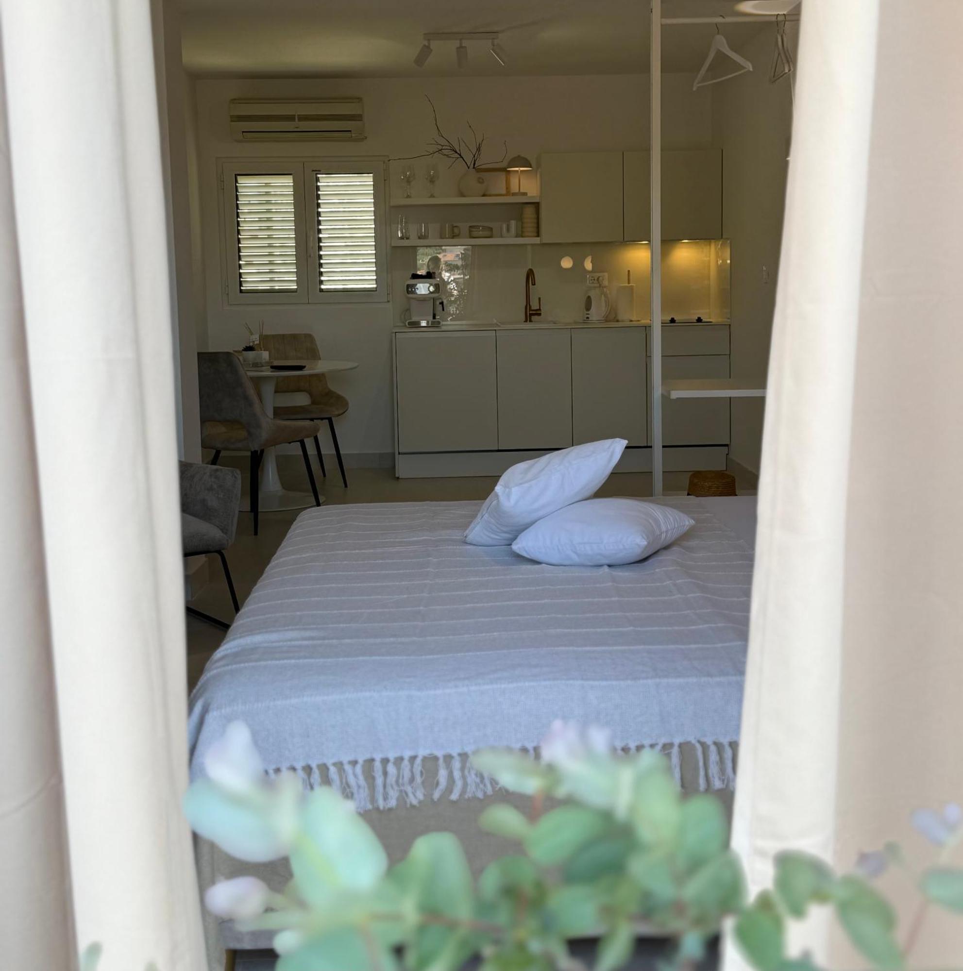 Oleander Apartment & Room Centar Hvar Town Exterior photo